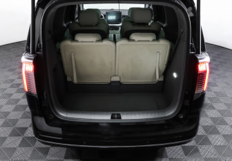 Подержанный автомобиль Zeekr 009 2023 года (9 фото)