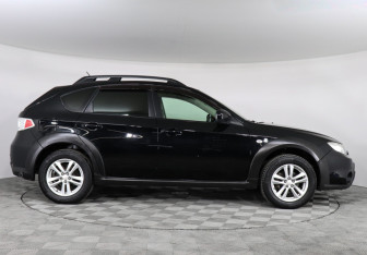 Подержанный автомобиль Subaru Impreza Hatchback 2010 года (4 фото)