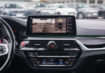 Подержанный автомобиль BMW M5 Sedan 2020 года (23 фото)