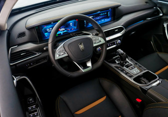 Подержанный автомобиль FAW Bestune T77 2022 года (7 фото)