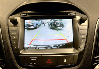 Подержанный автомобиль Hyundai ix35 2013 года (18 фото)