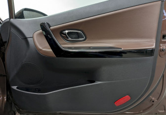 Подержанный автомобиль Kia Ceed Hatchback 2014 года (18 фото)