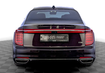 Подержанный автомобиль Hongqi H9 2024 года (6 фото)