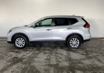 Подержанный автомобиль Nissan X-Trail 2021 года (8 фото)