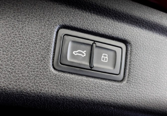 Подержанный автомобиль Audi A5 Liftback 2018 года (26 фото)