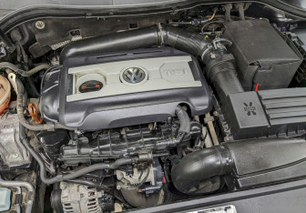 Подержанный автомобиль Volkswagen Passat Sedan 2012 года (9 фото)