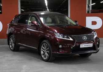 Подержанный автомобиль Lexus RX 2015 года (3 фото)