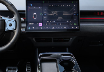 Подержанный автомобиль Jetour Dashing 2023 года (13 фото)