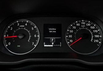 Подержанный автомобиль Renault Duster 2021 года (16 фото)