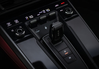 Подержанный автомобиль Porsche 911 Coupe 2020 года (27 фото)