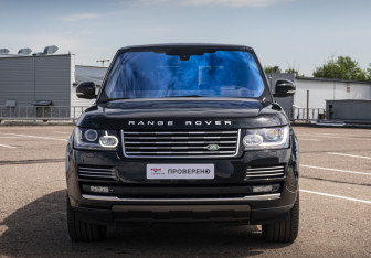 Подержанный автомобиль Land Rover Range Rover 2015 года (2 фото)