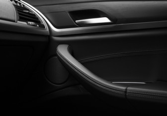 Подержанный автомобиль BMW X3 2017 года (25 фото)