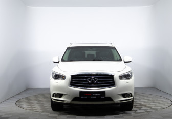 Подержанный автомобиль Infiniti JX 2013 года (2 фото)
