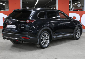 Подержанный автомобиль Mazda CX-9 2018 года (5 фото)