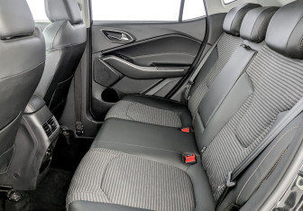 Подержанный автомобиль Москвич 3 2023 года (12 фото)