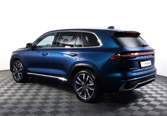 Подержанный автомобиль Geely Monjaro 2022 года (7 фото)