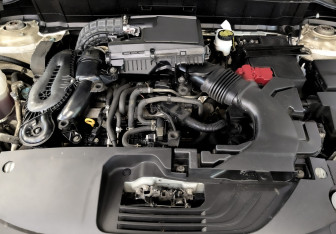 Подержанный автомобиль Infiniti QX50 2018 года (9 фото)