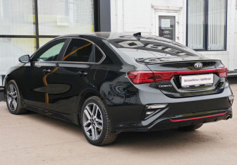 Подержанный автомобиль Kia Cerato Sedan 2020 года (6 фото)
