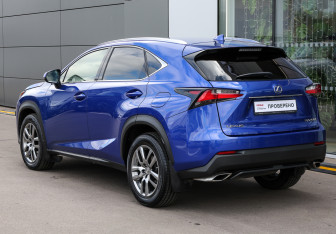Подержанный автомобиль Lexus NX 2016 года (7 фото)