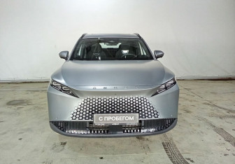 Подержанный автомобиль Omoda C7 2025 года (2 фото)