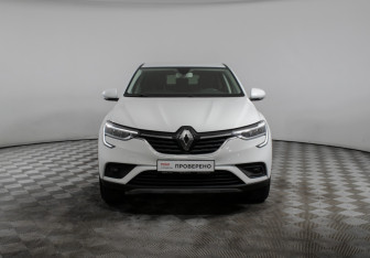 Подержанный автомобиль Renault Arkana 2021 года (2 фото)