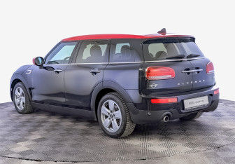 Подержанный автомобиль MINI Clubman Wagon 2019 года (7 фото)
