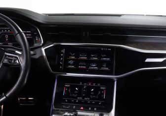 Подержанный автомобиль Audi A7 2019 года (14 фото)