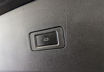 Подержанный автомобиль Exeed VX 2022 года (10 фото)