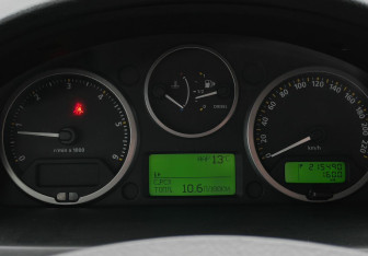 Подержанный автомобиль Land Rover Freelander 2008 года (15 фото)