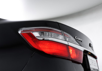 Подержанный автомобиль Toyota Camry Sedan 2017 года (22 фото)