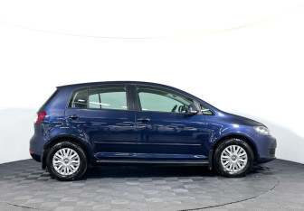Подержанный автомобиль Volkswagen Golf Plus 2013 года (4 фото)