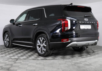 Подержанный автомобиль Hyundai Palisade 2021 года (7 фото)