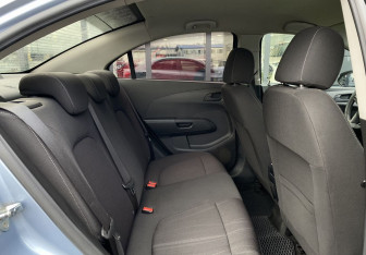 Подержанный автомобиль Chevrolet Aveo Sedan 2012 года (19 фото)