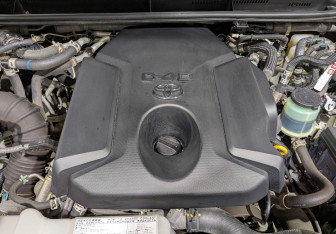 Подержанный автомобиль Toyota Land Cruiser Prado 2020 года (9 фото)