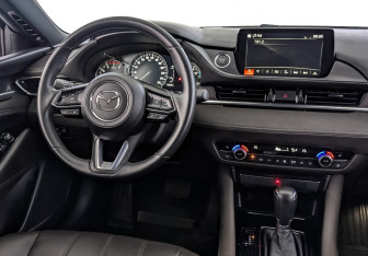 Подержанный автомобиль Mazda 6 Sedan 2023 года (28 фото)