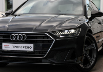 Подержанный автомобиль Audi A7 2019 года (26 фото)
