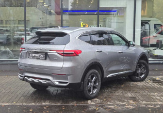 Подержанный автомобиль Haval F7 2021 года (8 фото)