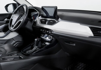 Подержанный автомобиль Chevrolet Captiva 2022 года (9 фото)