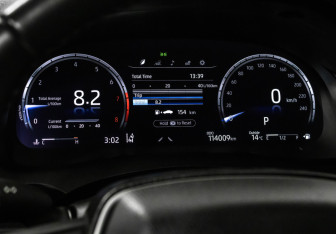 Подержанный автомобиль Toyota Camry Sedan 2022 года (10 фото)