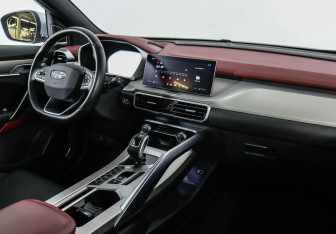 Подержанный автомобиль Geely Coolray 2021 года (6 фото)