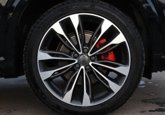 Подержанный автомобиль Geely Tugella 2022 года (23 фото)