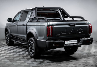 Подержанный автомобиль JAC T9 2025 года (7 фото)