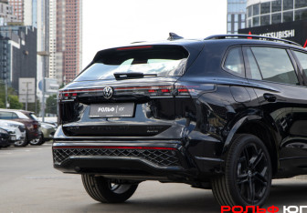 Подержанный автомобиль Volkswagen Tiguan 2026 года (20 фото)