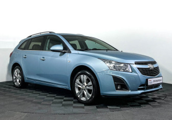 Подержанный автомобиль Chevrolet Cruze Wagon 2013 года (3 фото)