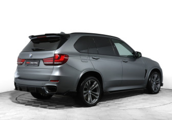 Подержанный автомобиль BMW X5 2014 года (5 фото)
