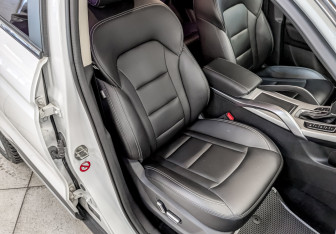 Подержанный автомобиль Geely Atlas 2021 года (22 фото)