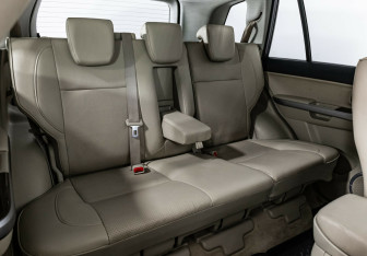 Подержанный автомобиль Suzuki Grand Vitara 2012 года (14 фото)