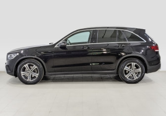 Подержанный автомобиль Mercedes-Benz GLC Coupe 2020 года (8 фото)
