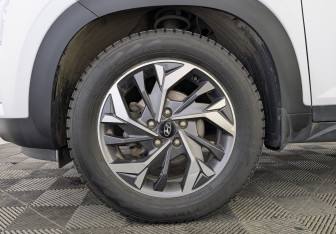 Подержанный автомобиль Hyundai Creta 2021 года (12 фото)