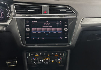 Подержанный автомобиль Volkswagen Tiguan 2020 года (14 фото)